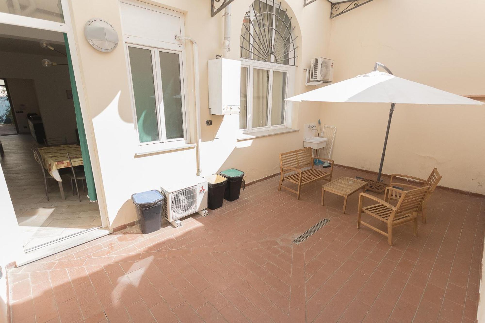 Amalia Apartment Via La Farina Firenze Eksteriør billede